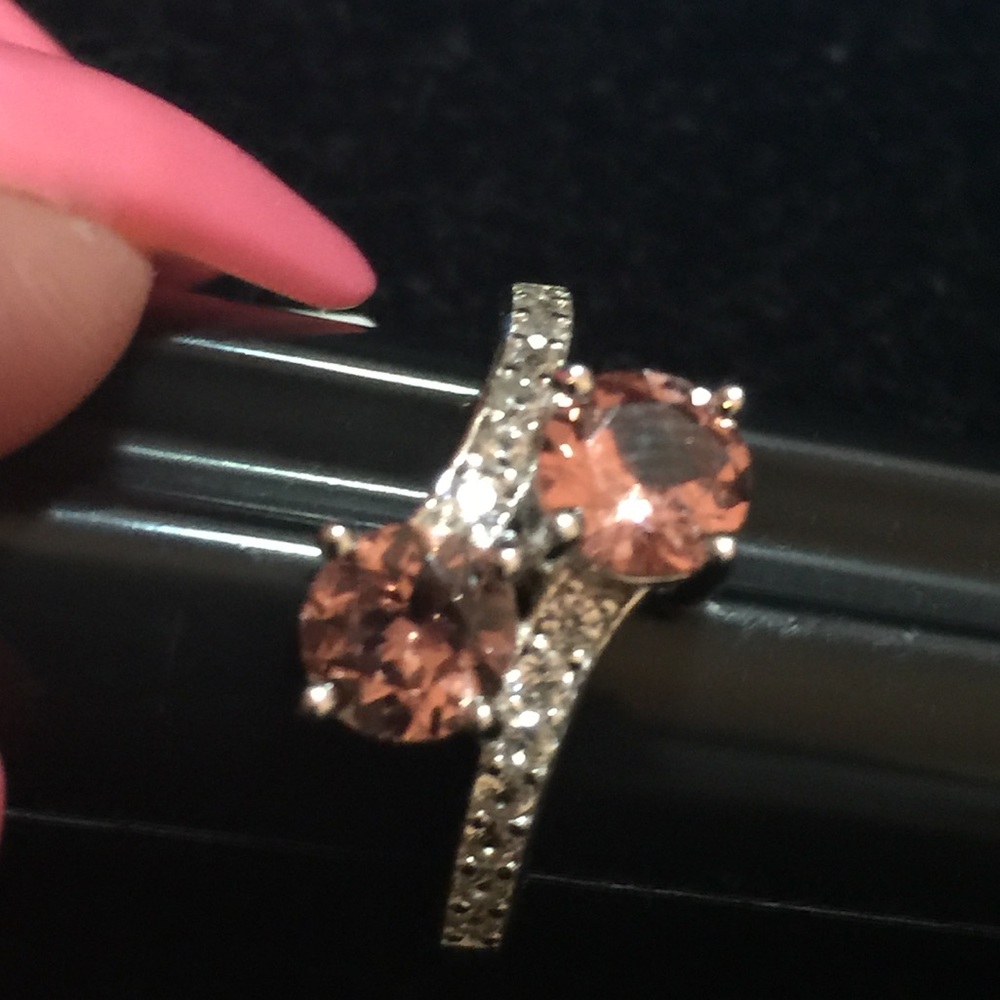 AUTHENTIC GARNETS SHIFT FROM LIGHT PINK TO BRIGHT - Picture 3 of 7
